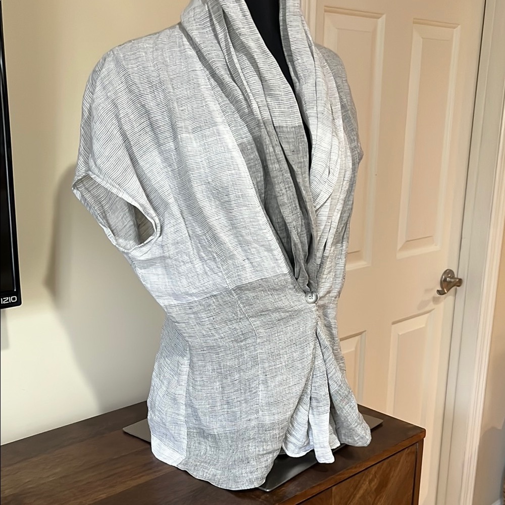 Gray Draped Top - image 2